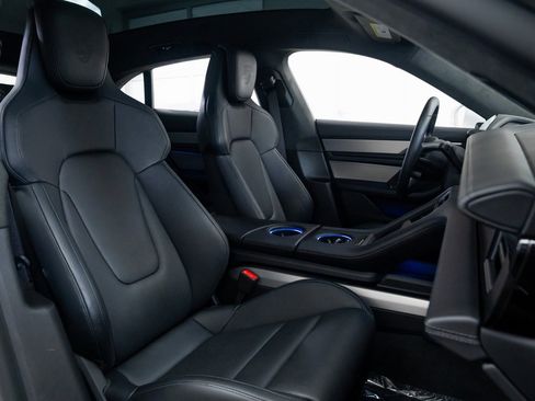 Used 2024 Porsche Taycan GTS image 26