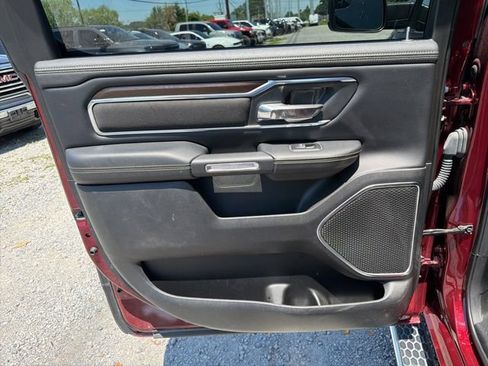 Used 2021 RAM 1500 Laramie AWD/4WD image 15