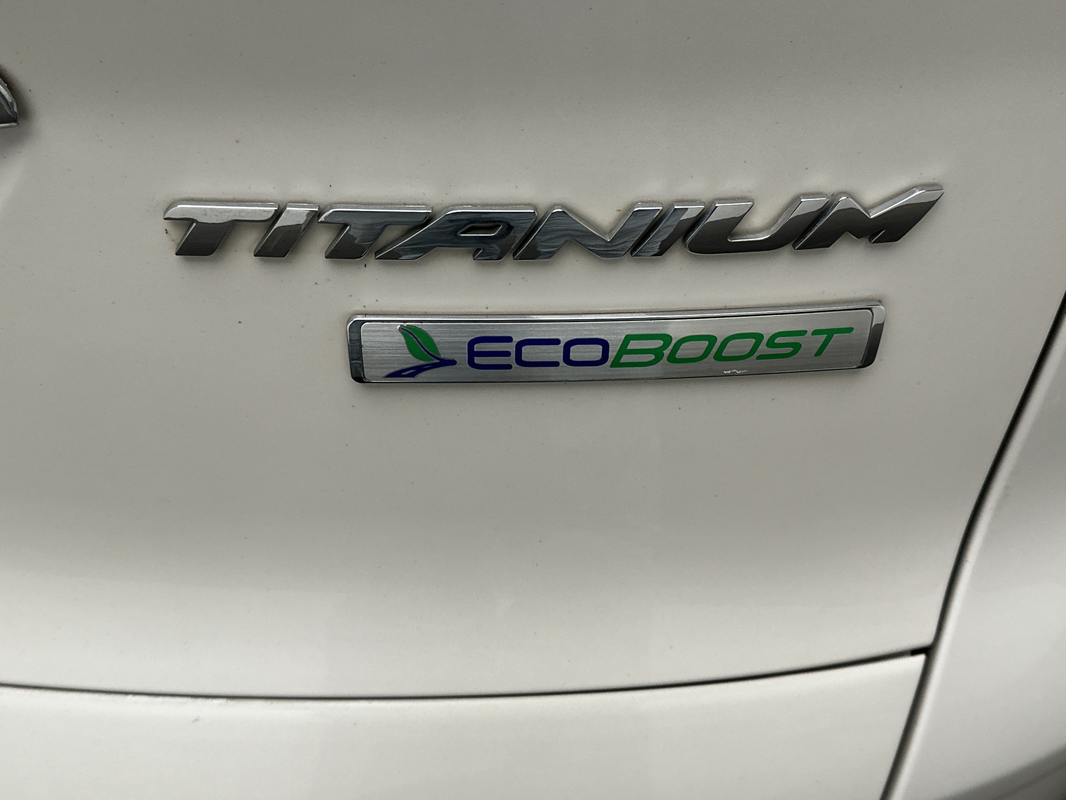 Used 2013 Ford Escape Titanium FWD image 12