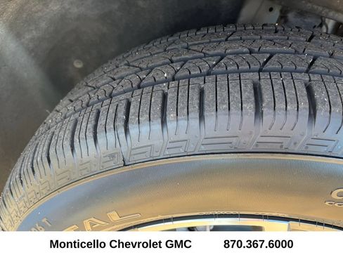 Used 2022 GMC Acadia SLE AWD/4WD image 27