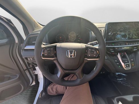 New 2025 Honda Odyssey EX-L image 10