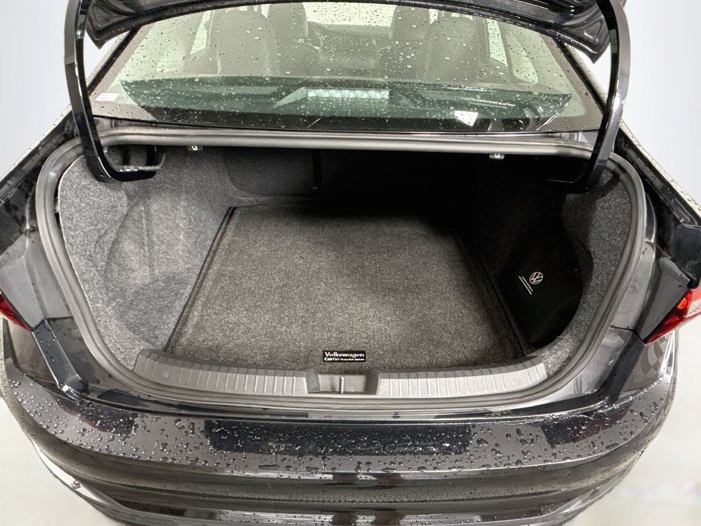 Used 2022 Volkswagen Jetta SE FWD image 24