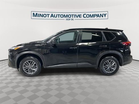 Used 2024 Nissan Rogue S AWD/4WD image 5