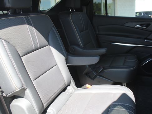 Certified 2025 Chevrolet Traverse High Country w/ LPO, Floor Liner Package AWD/4WD image 28