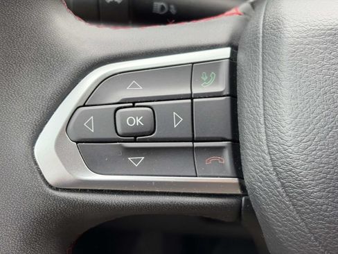 Used 2024 Jeep Compass Trailhawk AWD/4WD image 21
