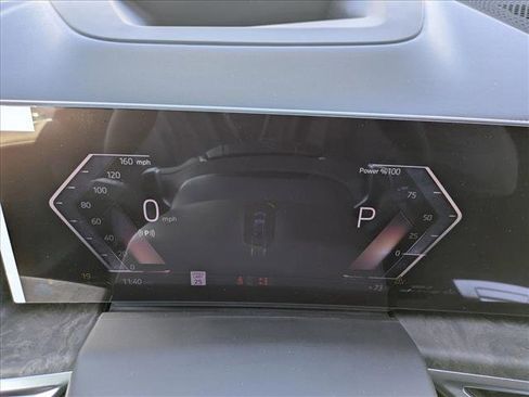 New 2026 BMW X5 xDrive40i w/ Premium Package image 11
