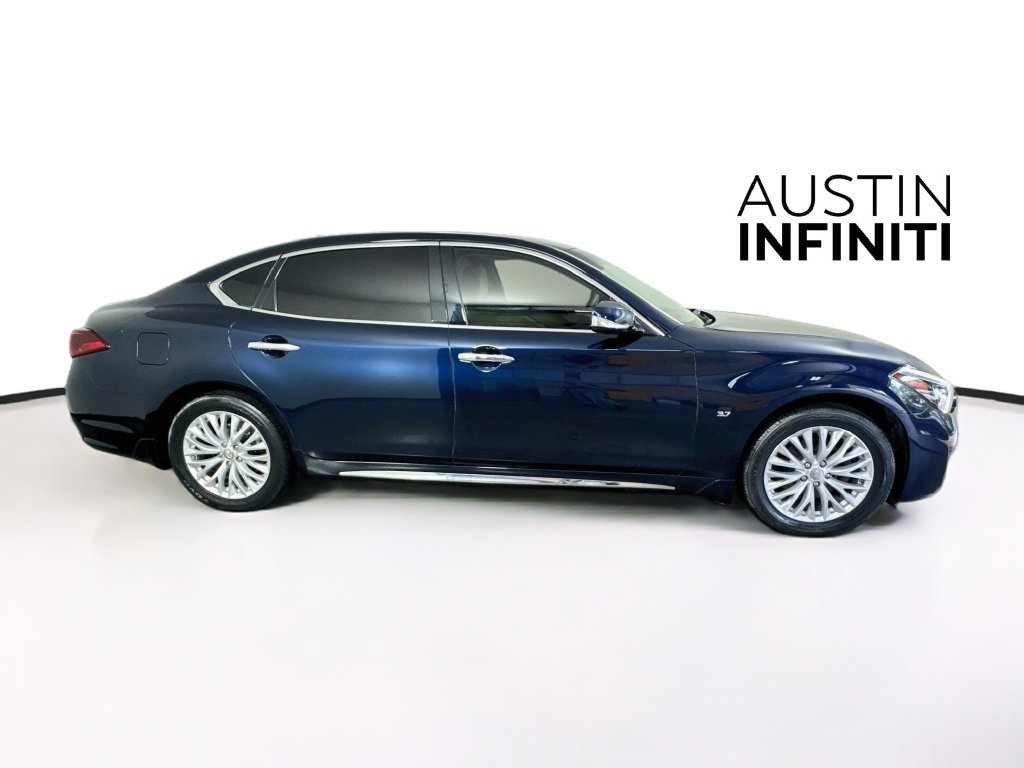 Used 2016 INFINITI Q70 L 3.7 AWD/4WD image 9