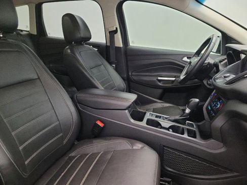 Used 2017 Ford Escape SE w/ SE Leather Comfort Package FWD image 21