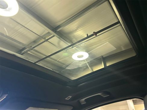 Used 2023 BMW X3 xDrive30i w/ Premium Package image 26