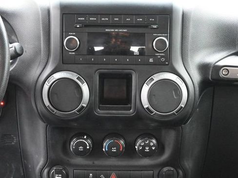 Used 2013 Jeep Wrangler Sport AWD/4WD image 14
