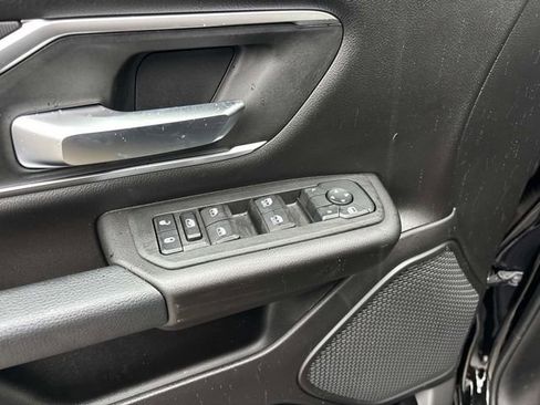 New 2026 RAM 1500 4x4 Crew Cab image 8