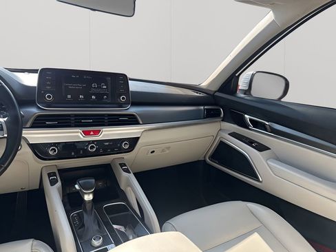 Used 2020 Kia Telluride S w/ S 8 Passenger Seating Package FWD image 23