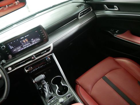 Used 2022 Kia K5 GT-Line w/ GT-Line Awd Premium Package image 11