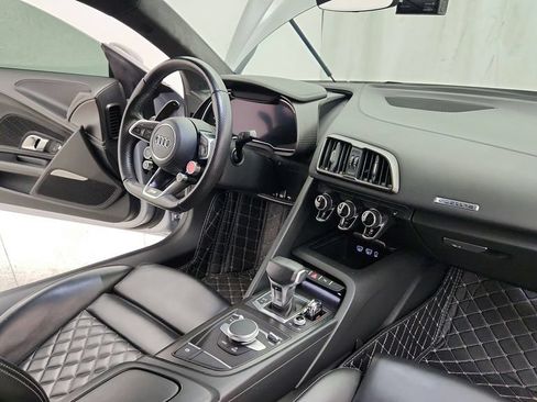 Used 2017 Audi R8 V10 plus AWD/4WD image 40