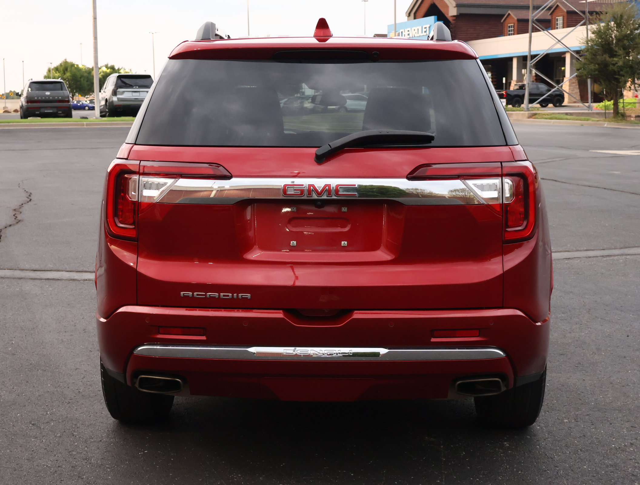Used 2023 GMC Acadia Denali FWD image 32