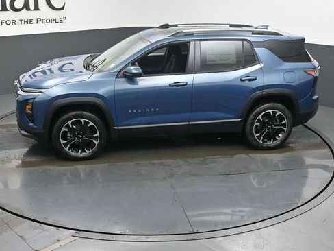 New 2026 Chevrolet Equinox LT w/ LPO, Floor Liner Package FWD image 36