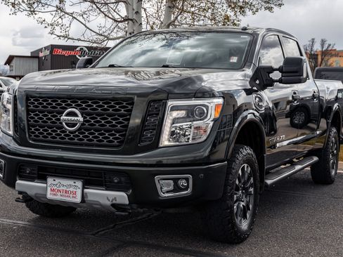 Used 2019 Nissan Titan PRO-4X w/ Pro-4x Convenience Package AWD/4WD image 1