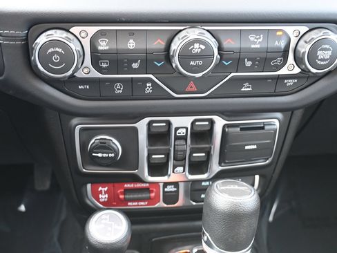 New 2026 Jeep Gladiator Mojave AWD/4WD image 12