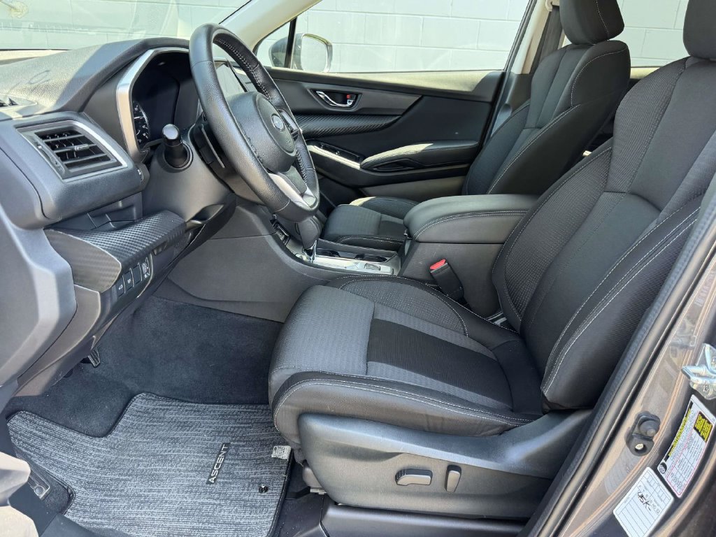 Used 2025 Subaru Ascent Premium AWD/4WD image 21