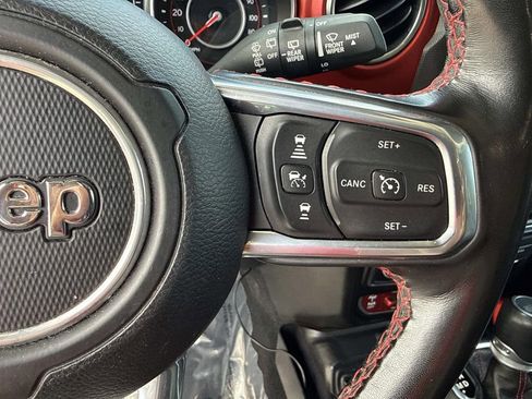 Used 2022 Jeep Wrangler Unlimited Rubicon w/ LED Lighting Group image 37