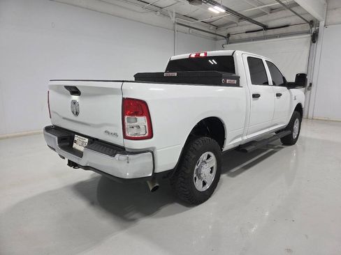 Used 2024 RAM 2500 Tradesman w/ Chrome Appearance Group AWD/4WD image 10