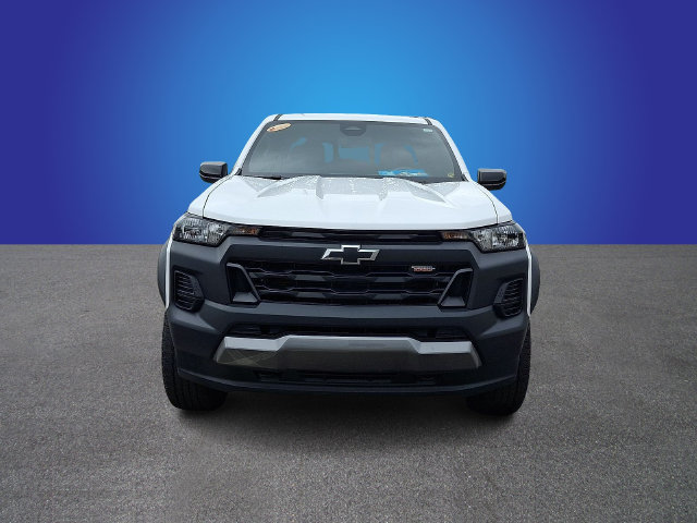Used 2026 Chevrolet Colorado Trail Boss AWD/4WD image 2