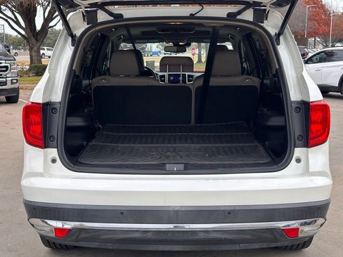 Used 2016 Honda Pilot Touring image 15