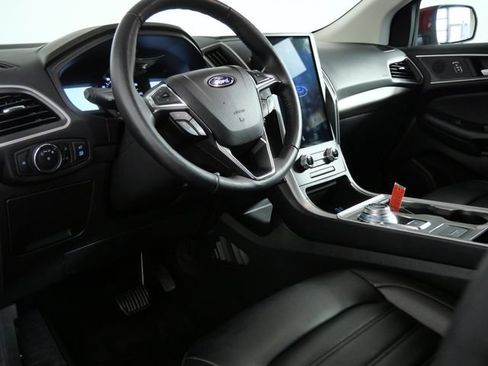 Certified 2023 Ford Edge SEL w/ Convenience Package AWD/4WD image 12
