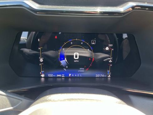 Used 2023 Chevrolet Colorado LT w/ LT Convenience Package II AWD/4WD image 35