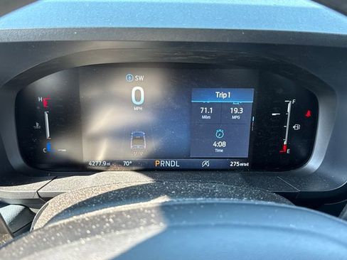 Used 2025 Ford Maverick XL w/ Equipment Group 102A AWD/4WD image 27