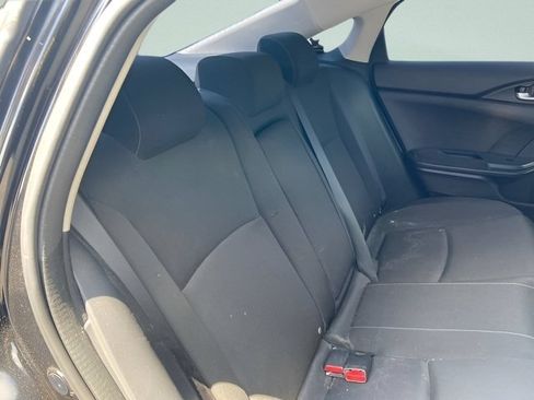 Used 2018 Honda Civic EX image 9