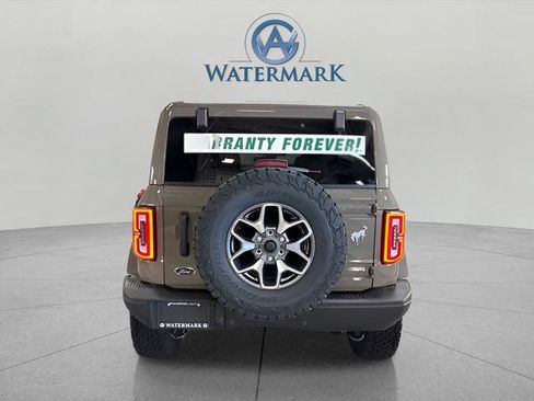 Used 2025 Ford Bronco Badlands AWD/4WD image 3