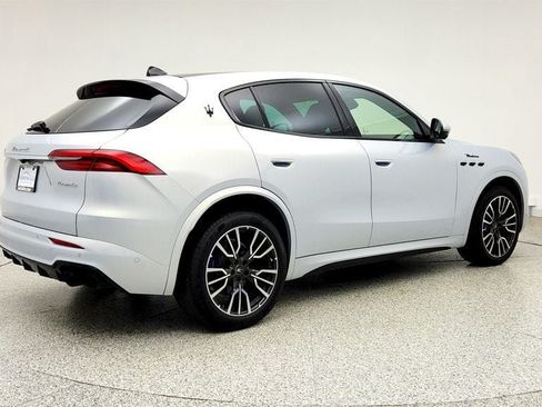 Used 2023 Maserati Grecale Modena AWD/4WD image 5