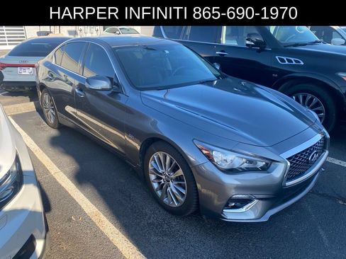 Used 2019 INFINITI Q50 Luxe w/ Essential Package (3.0T Luxe) AWD/4WD image 4