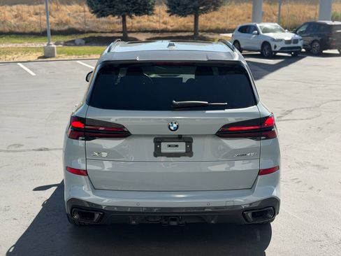 Used 2024 BMW X5 xDrive40i w/ M Sport Package AWD/4WD image 4
