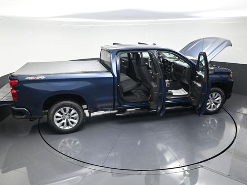 Used 2023 Chevrolet Silverado 1500 Custom image 14