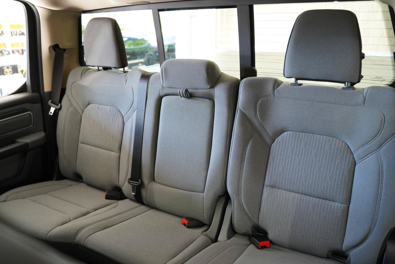 Used 2020 RAM 1500 Big Horn AWD/4WD image 34