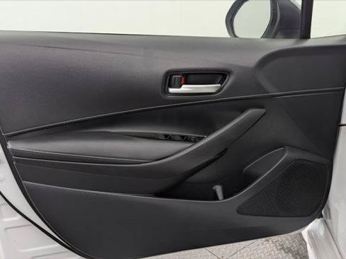 Used 2021 Toyota Corolla SE FWD image 12