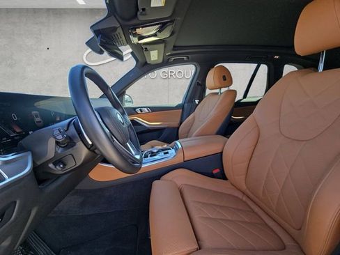 Used 2026 BMW X5 sDrive40i image 19
