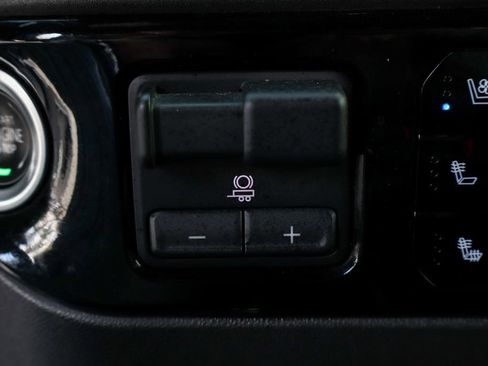 Used 2022 Chevrolet Silverado 1500 ZR2 AWD/4WD image 35
