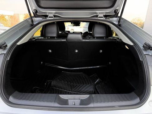 Used 2024 Toyota Prius XLE FWD image 26