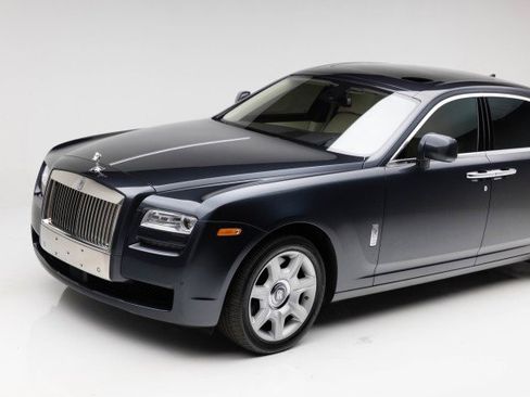 Used 2010 Rolls-Royce Ghost image 25