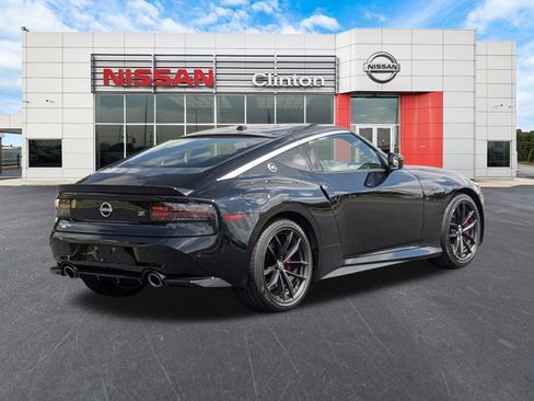 Certified 2024 Nissan Z Performance w/ Floor Mat Package image 3