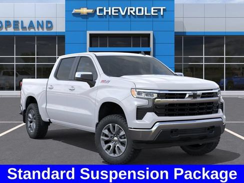 New 2026 Chevrolet Silverado 1500 LT w/ Z71 Off-Road Package AWD/4WD image 8