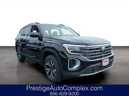 New 2026 Volkswagen Atlas SE image 1