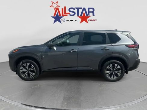 Used 2022 Nissan Rogue SV FWD image 4
