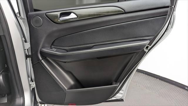 Used 2018 Mercedes-Benz GLS 450 4MATIC w/ Premium Package image 22