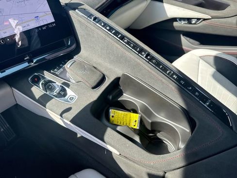Used 2023 Chevrolet Corvette Stingray Premium Conv w/ Z51 Performance Package RWD image 19