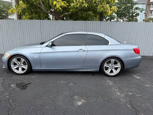 Used 2011 BMW 328i Convertible RWD image 4