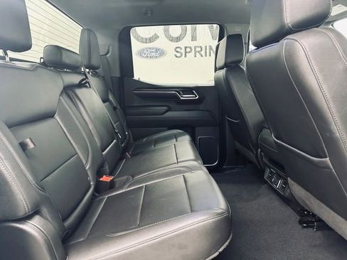 Used 2024 GMC Sierra 1500 SLT image 13